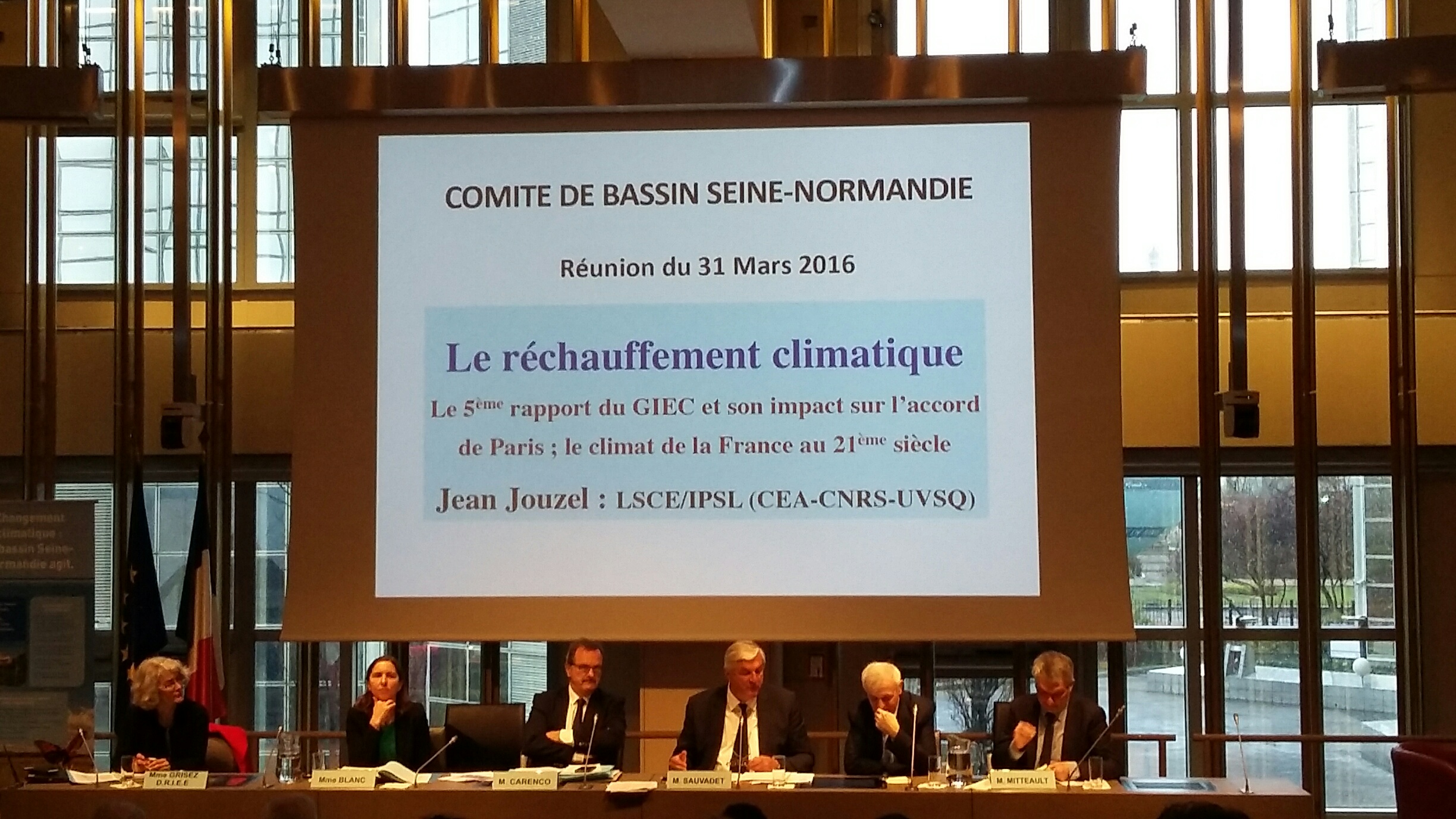 Tribune du Comité de bassin